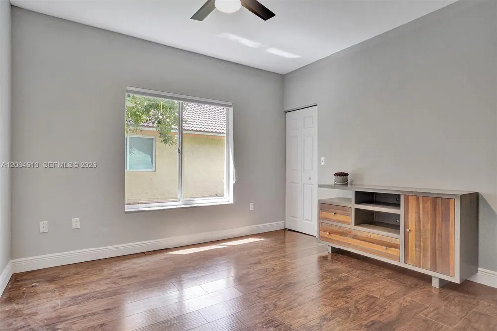 10261 SW 13th St #0 Pembroke Pines, FL 33025