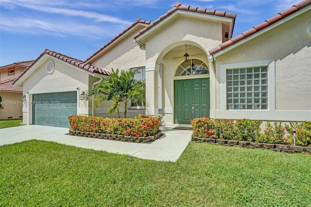 10261 SW 13th St #0 Pembroke Pines, FL 33025