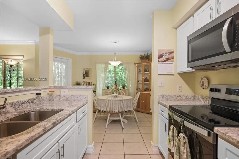 2440 NW 33rd St #1803 Oakland Park, FL 33309
