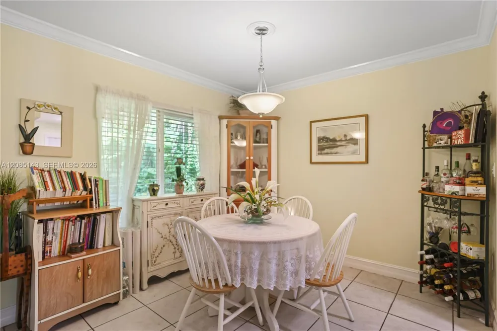 2440 NW 33rd St #1803 Oakland Park, FL 33309
