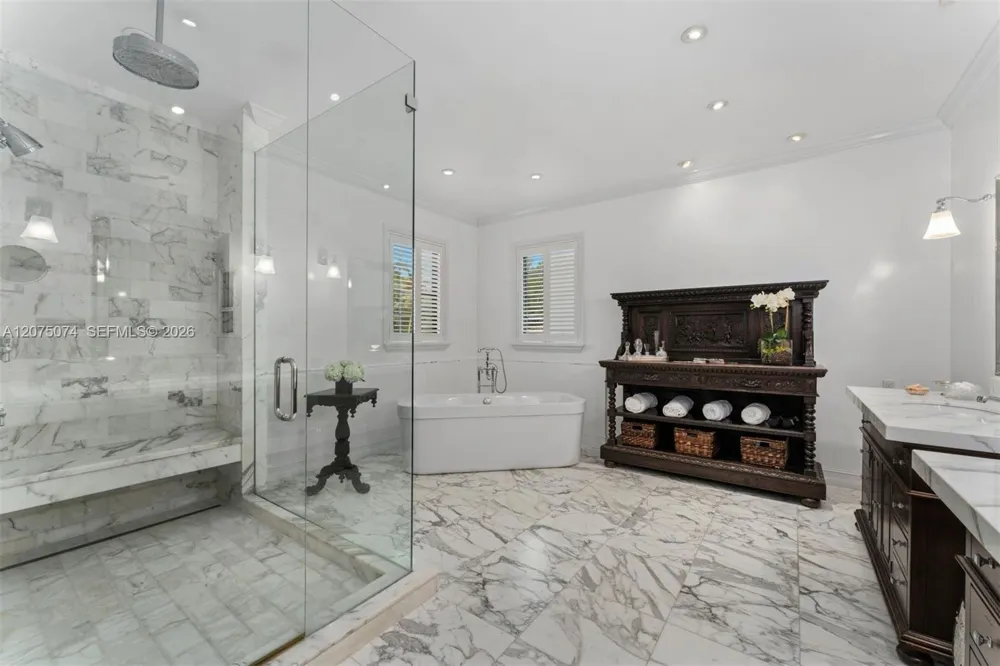 8800 SW 57th Ave Pinecrest, FL 33156