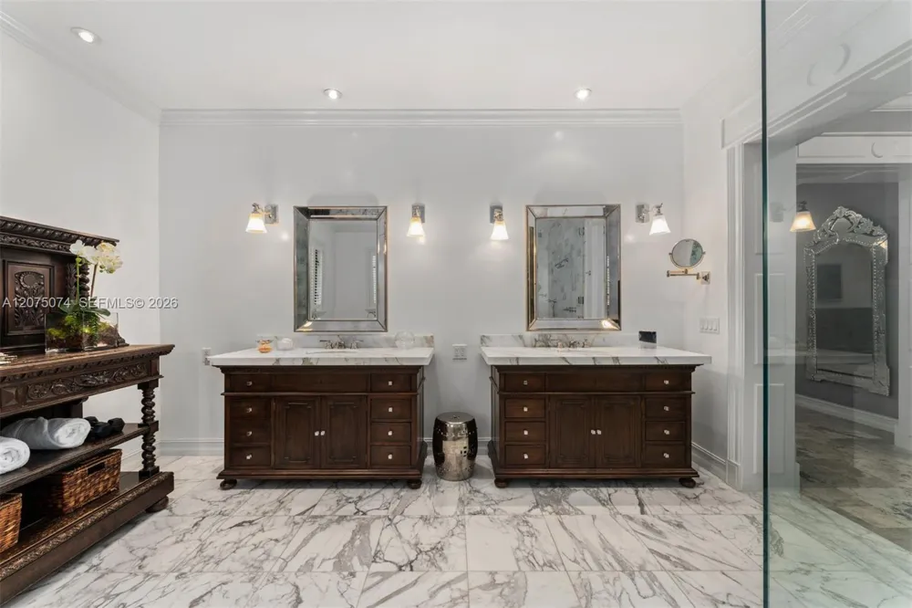 8800 SW 57th Ave Pinecrest, FL 33156
