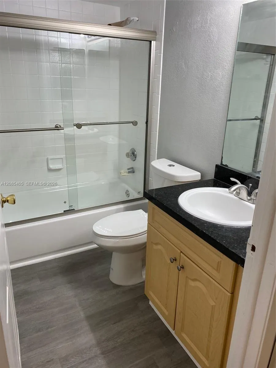 9981 Nob Hill Ct #9981 Sunrise, FL 33351