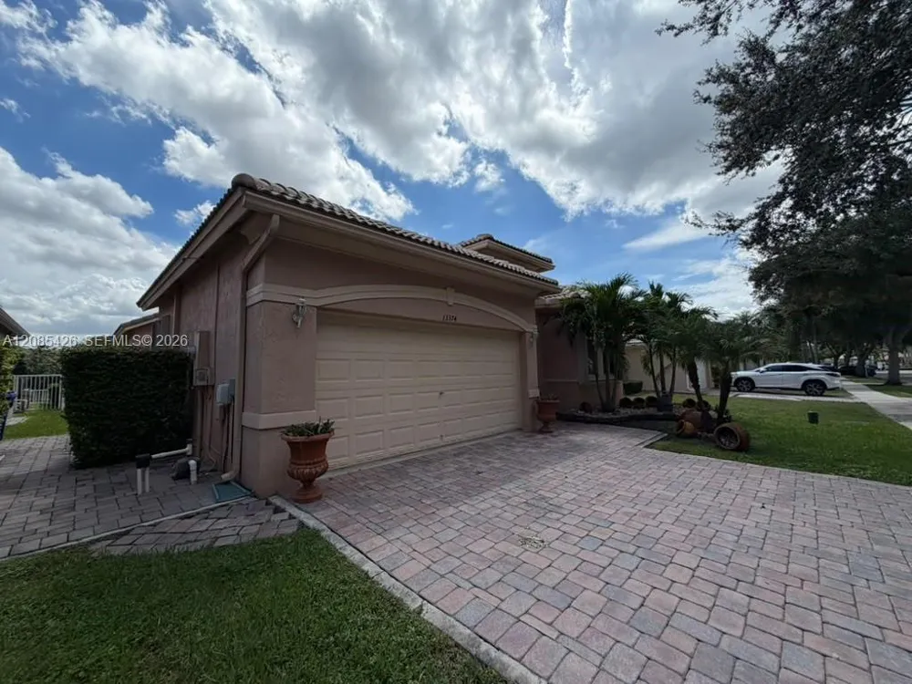 13374 SW 30th St Miramar, FL 33027