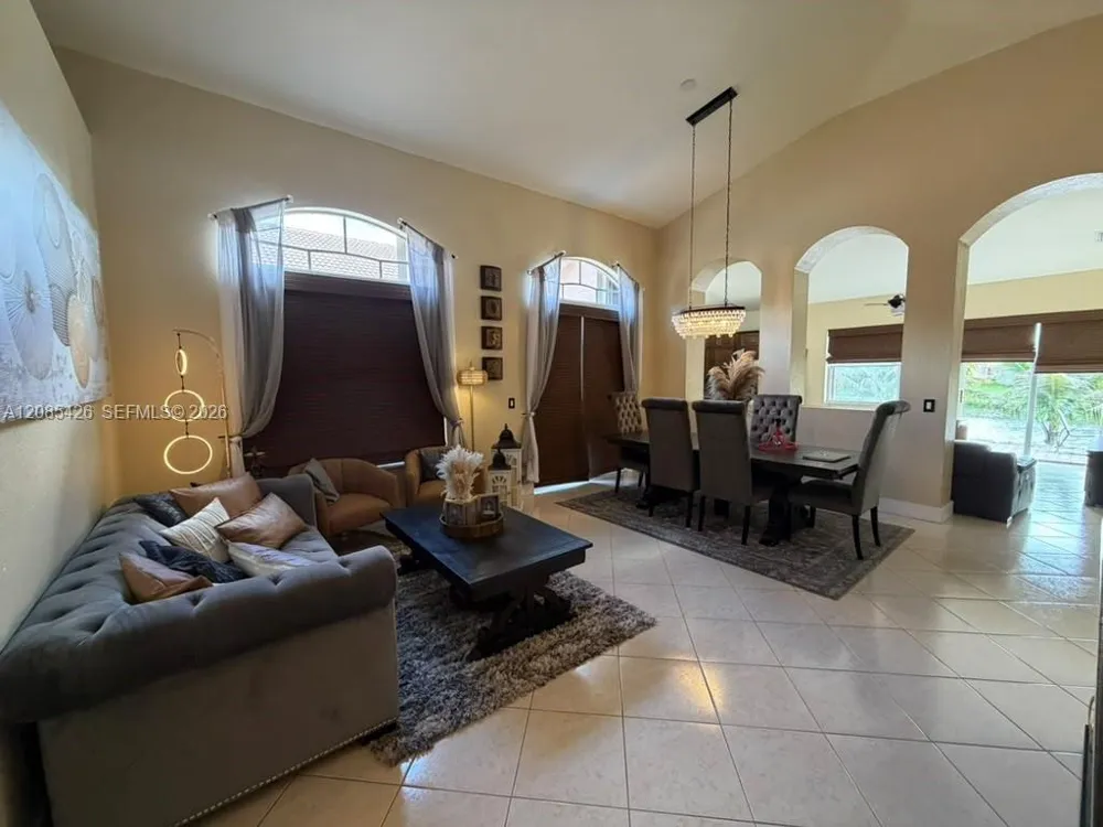 13374 SW 30th St Miramar, FL 33027