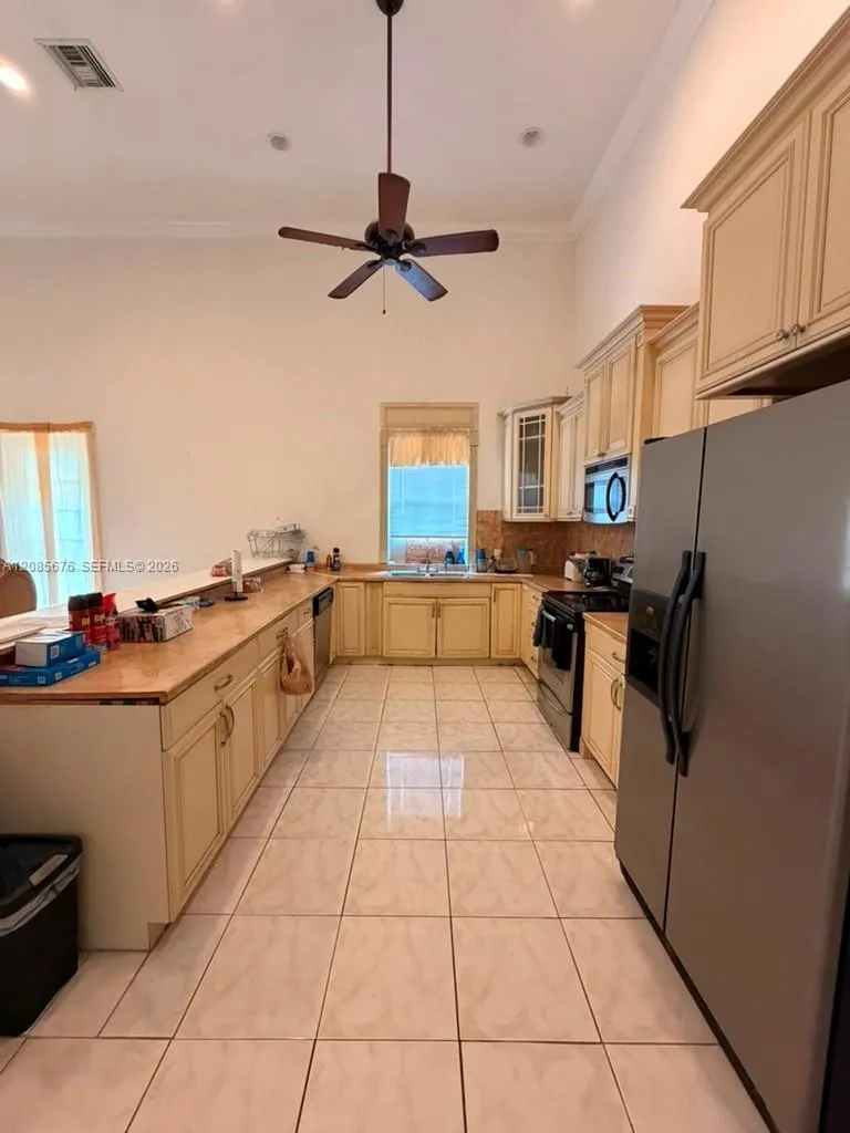 173 SW 3rd Ct Deerfield Beach, FL 33441
