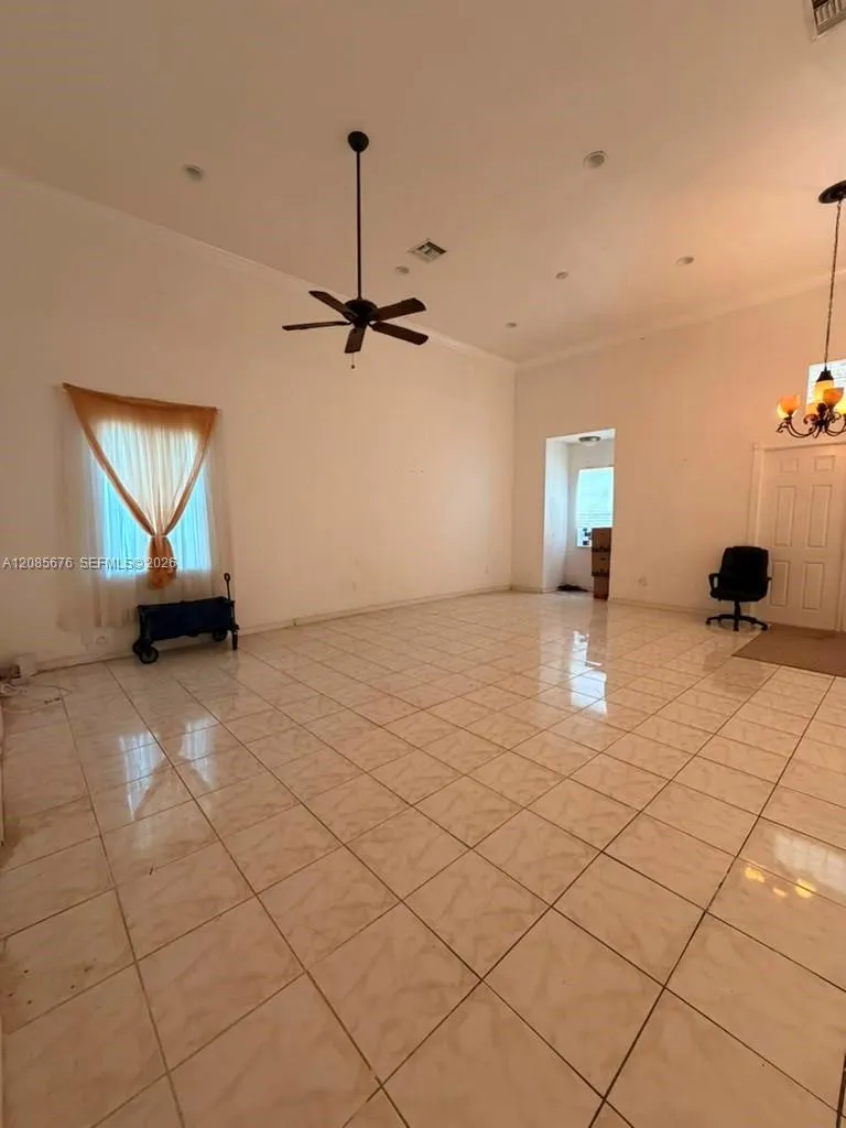 173 SW 3rd Ct Deerfield Beach, FL 33441