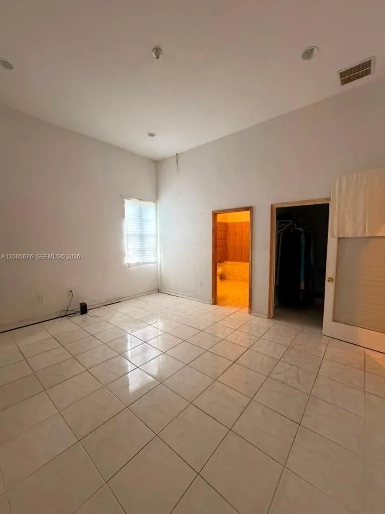 173 SW 3rd Ct Deerfield Beach, FL 33441