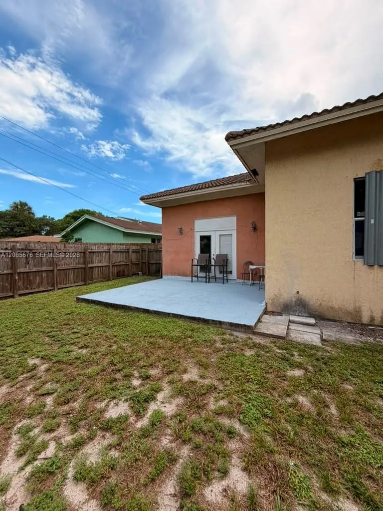 173 SW 3rd Ct Deerfield Beach, FL 33441