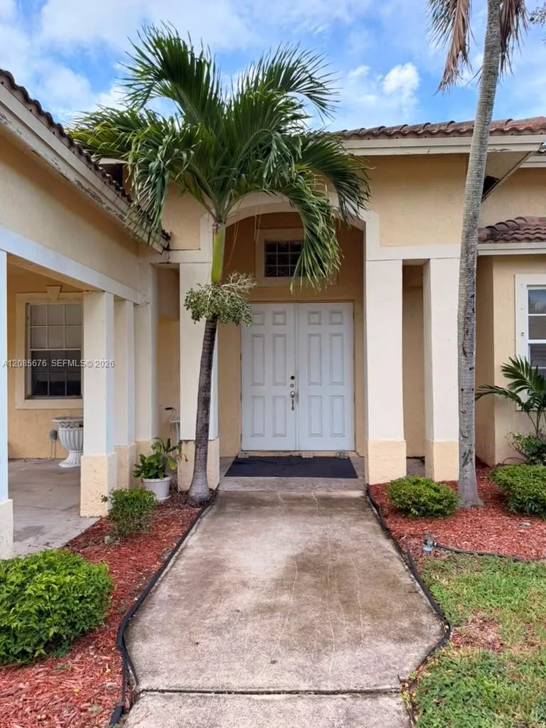 173 SW 3rd Ct Deerfield Beach, FL 33441