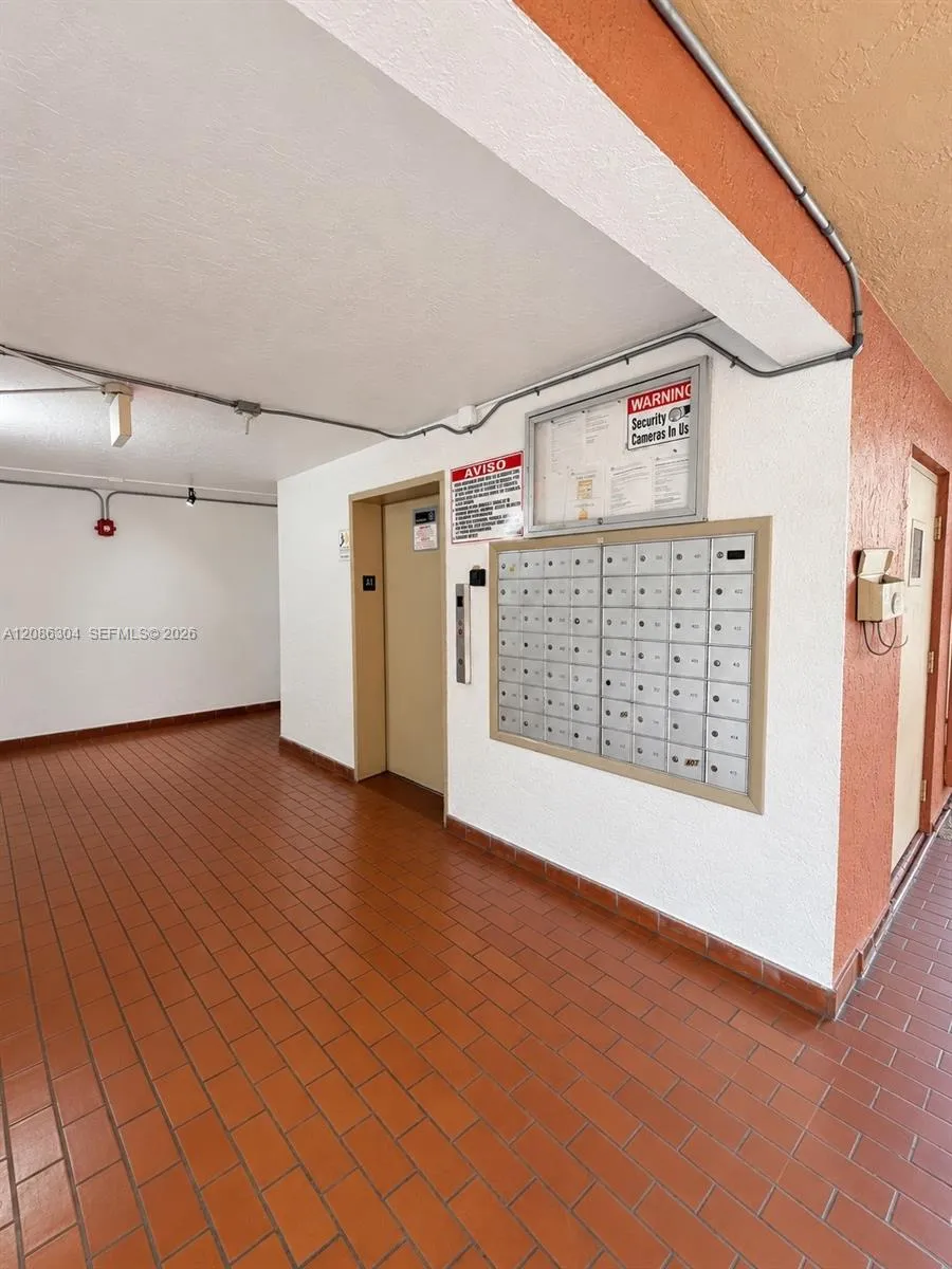 8095 NW 8th St #402 Miami, FL 33126