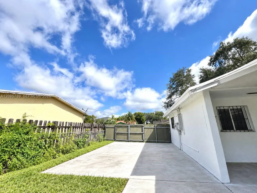 3810 NW 197th Ter #3810 Miami Gardens, FL 33055