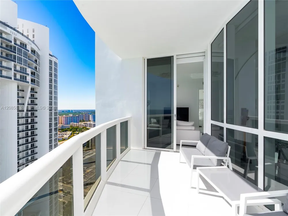 18201 Collins Ave #4709A Sunny Isles Beach, FL 33160