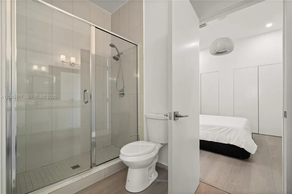 18955 Atlantic Blvd Sunny Isles Beach, FL 33160