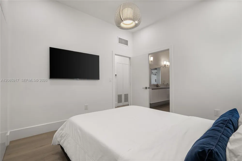18955 Atlantic Blvd Sunny Isles Beach, FL 33160
