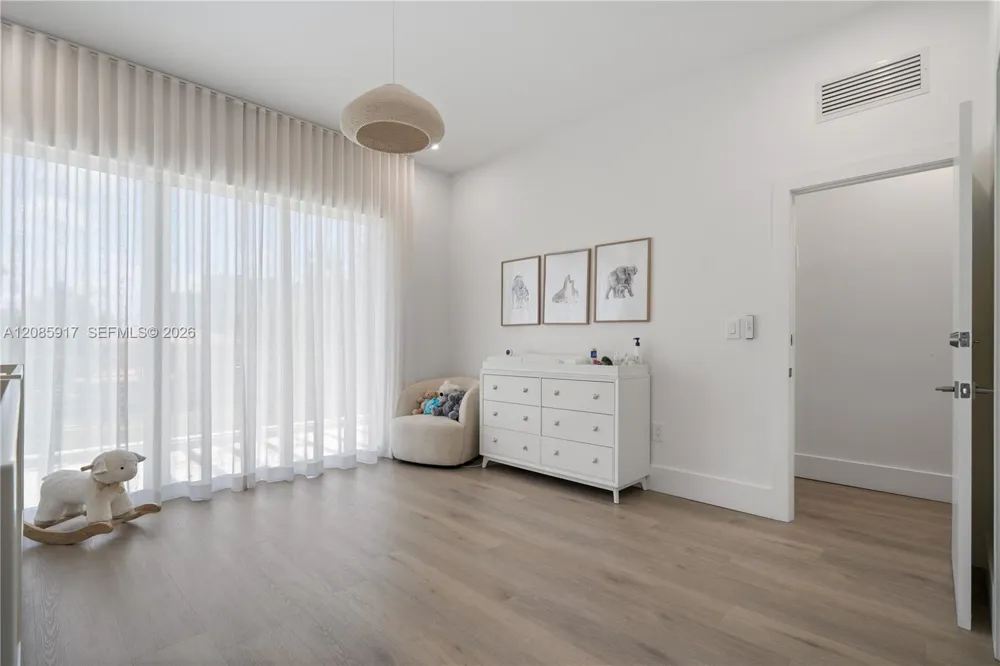 18955 Atlantic Blvd Sunny Isles Beach, FL 33160