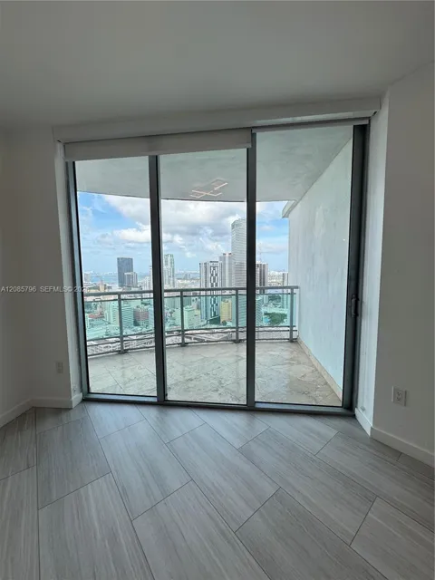 350 S Miami Ave #3913
