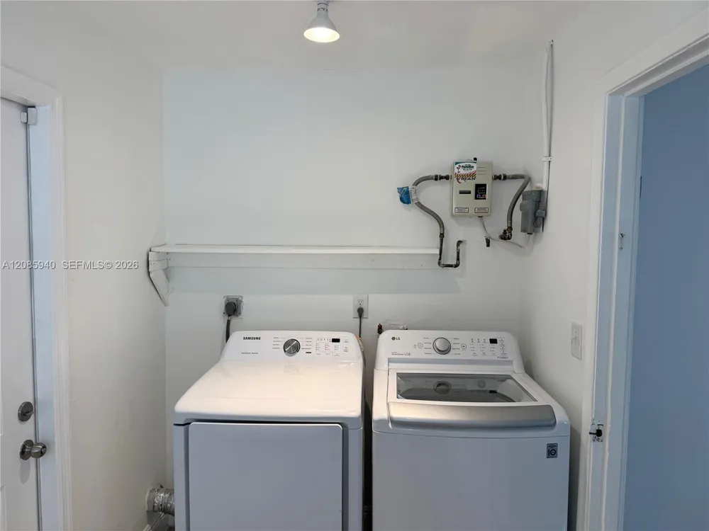 515 NE 11th St Fort Lauderdale, FL 33304