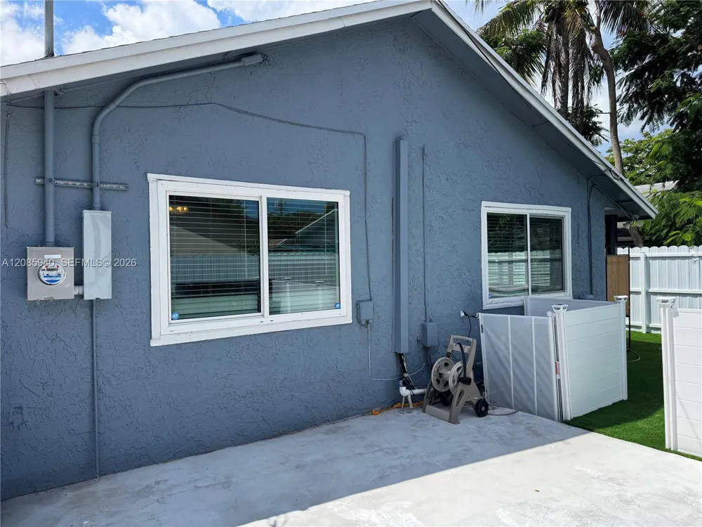 515 NE 11th St Fort Lauderdale, FL 33304
