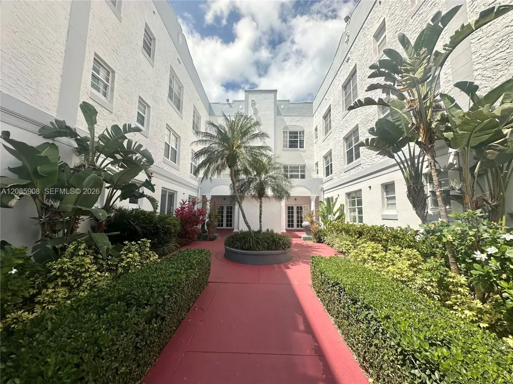 1200 Euclid Ave #204 Miami Beach, FL 33139
