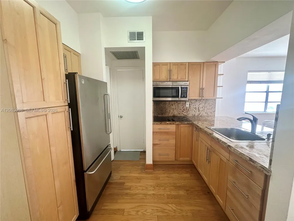 1200 Euclid Ave #204 Miami Beach, FL 33139