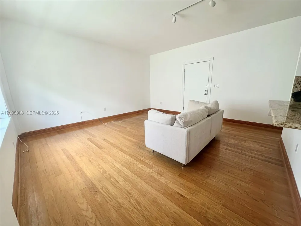 1200 Euclid Ave #204 Miami Beach, FL 33139
