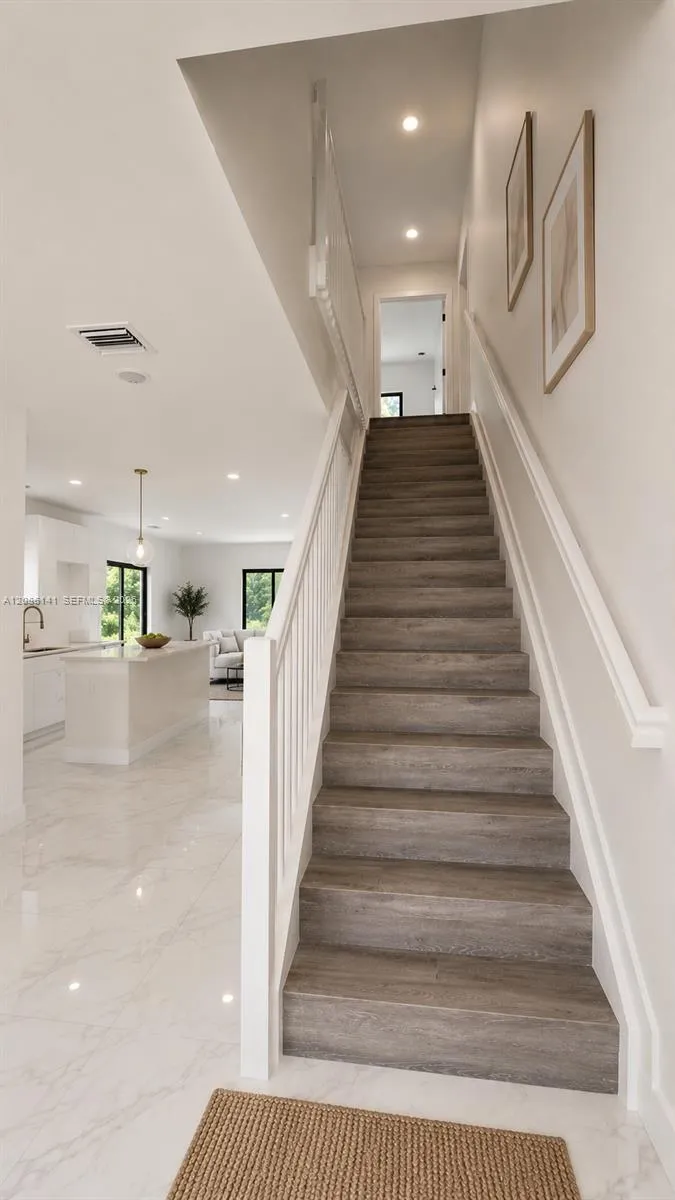 1541 NW 69th Ter #1541 Miami, FL 33147