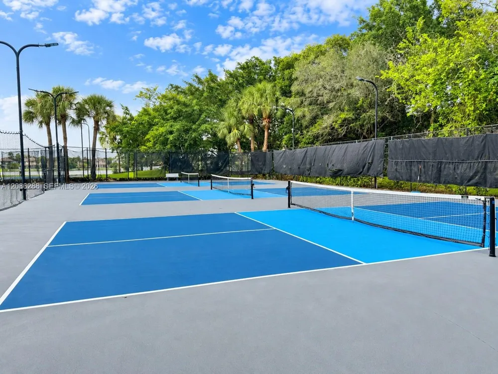 2075 SW 159th Ave Miramar, FL 33027