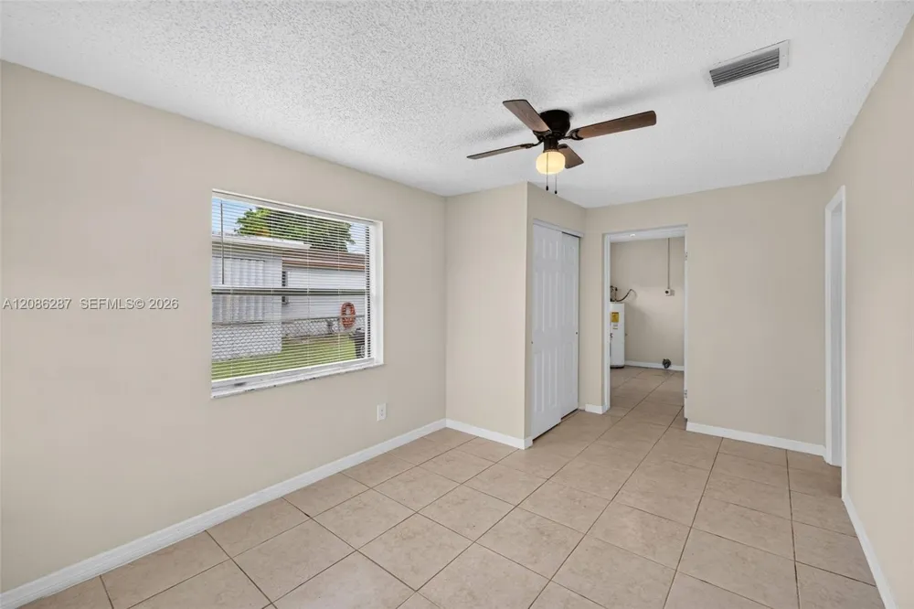 2831 NW 23rd St Fort Lauderdale, FL 33311
