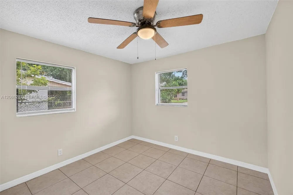 2831 NW 23rd St Fort Lauderdale, FL 33311