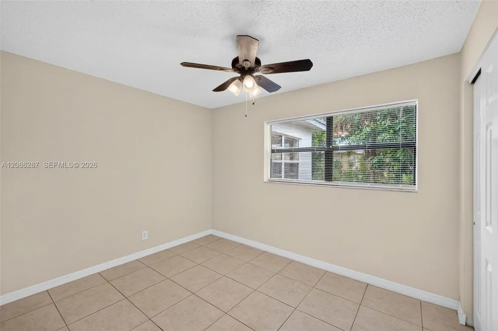 2831 NW 23rd St Fort Lauderdale, FL 33311