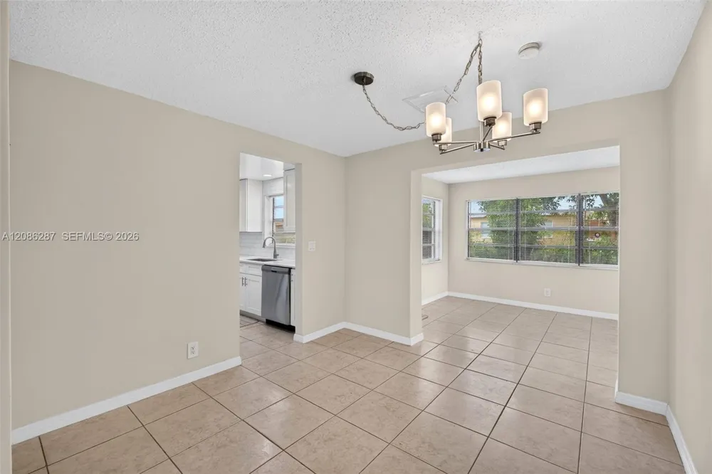 2831 NW 23rd St Fort Lauderdale, FL 33311