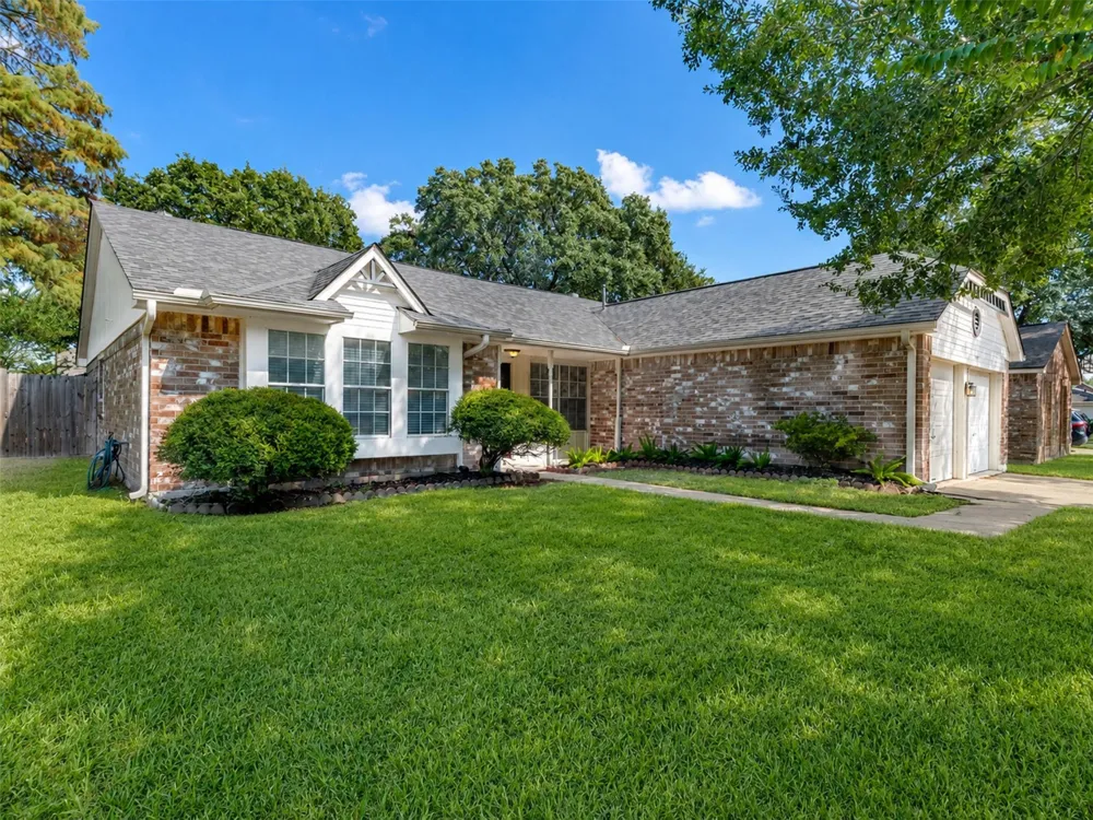 3206 Lindenfield Drive Katy, TX 77449