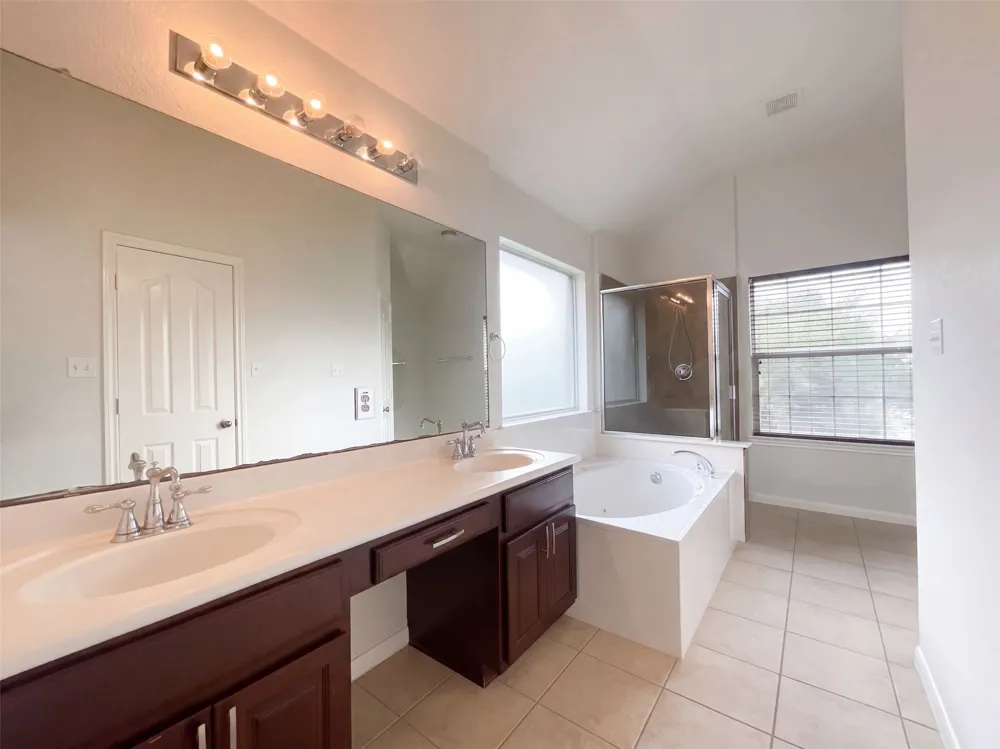 1014 Bretton Woods Drive Cedar Park, TX 78613