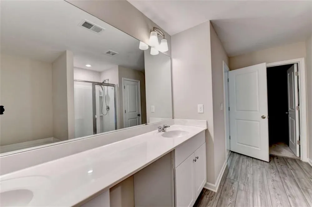 1930 Lanier Harbor Buford, GA 30518