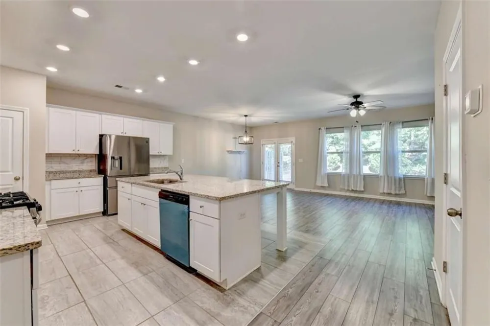 1930 Lanier Harbor Buford, GA 30518