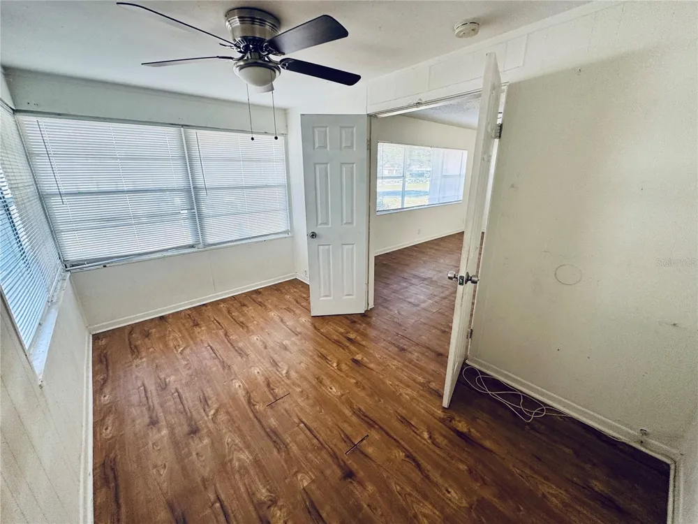 8330 63RD WAY Pinellas Park, FL 33781