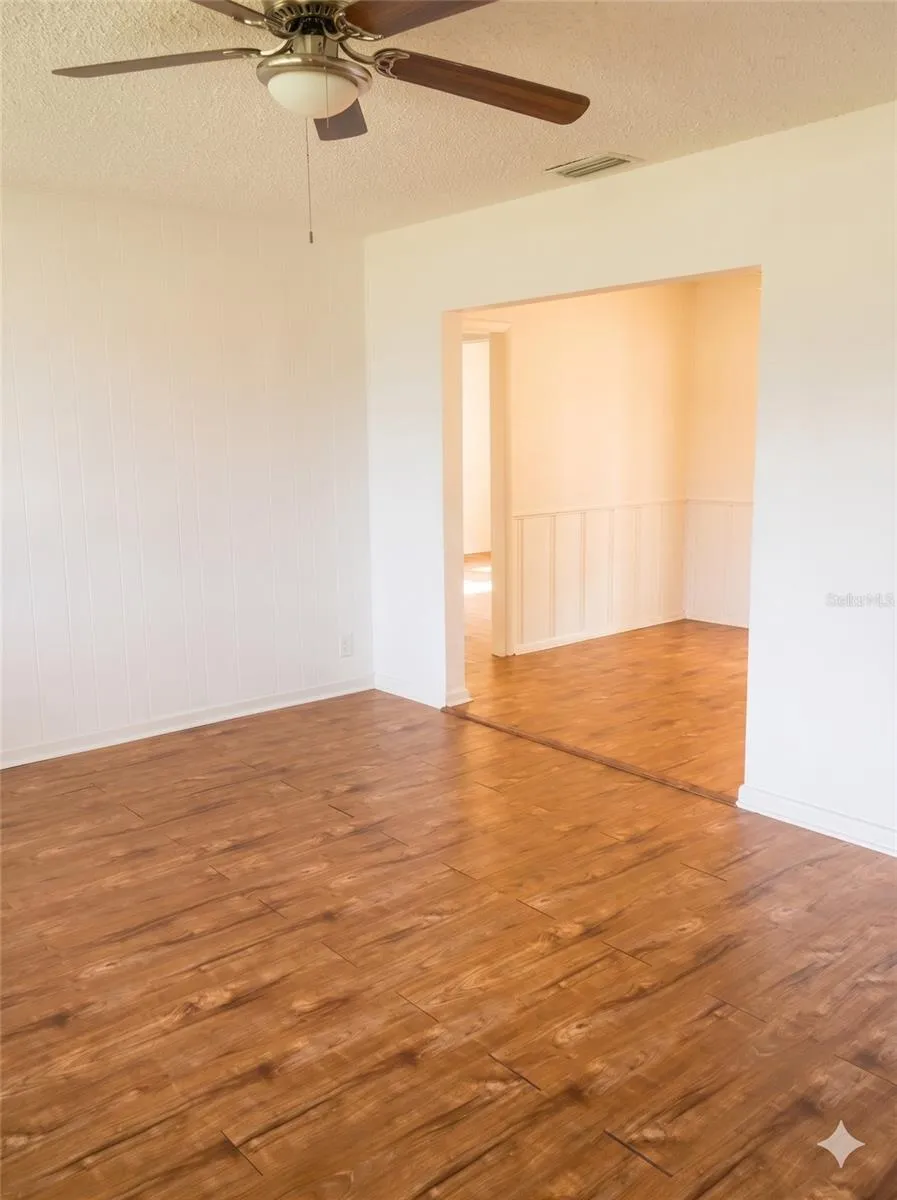 8330 63RD WAY Pinellas Park, FL 33781