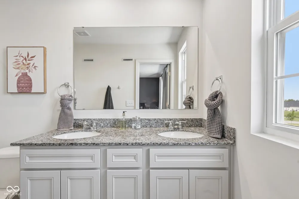 707 Axford Bay Drive Westfield, IN 46074