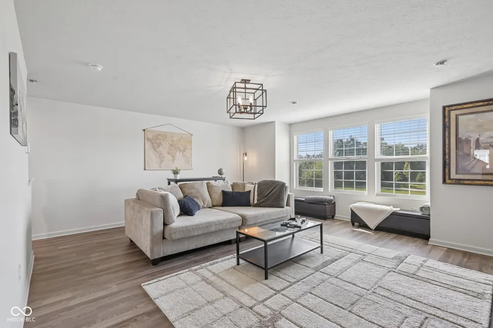 707 Axford Bay Drive Westfield, IN 46074