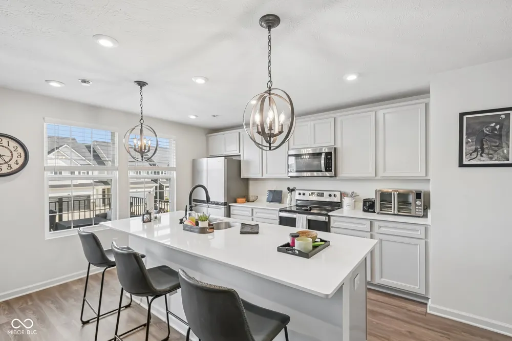 707 Axford Bay Drive Westfield, IN 46074
