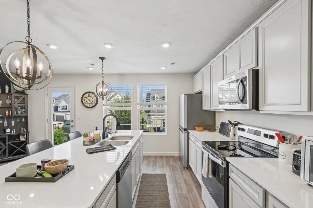 707 Axford Bay Drive Westfield, IN 46074