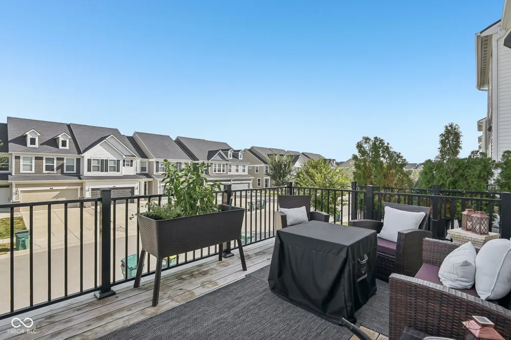 707 Axford Bay Drive Westfield, IN 46074