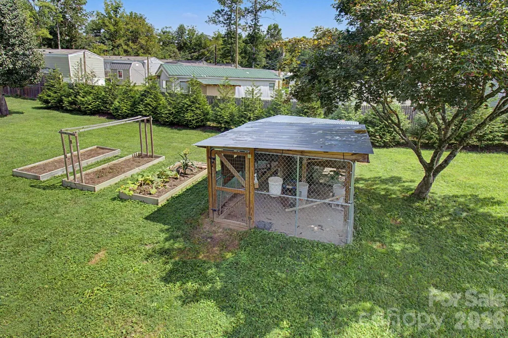 230 Blythewood Drive Hendersonville, NC 28792