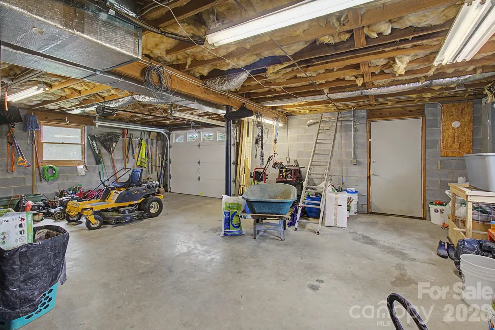230 Blythewood Drive Hendersonville, NC 28792