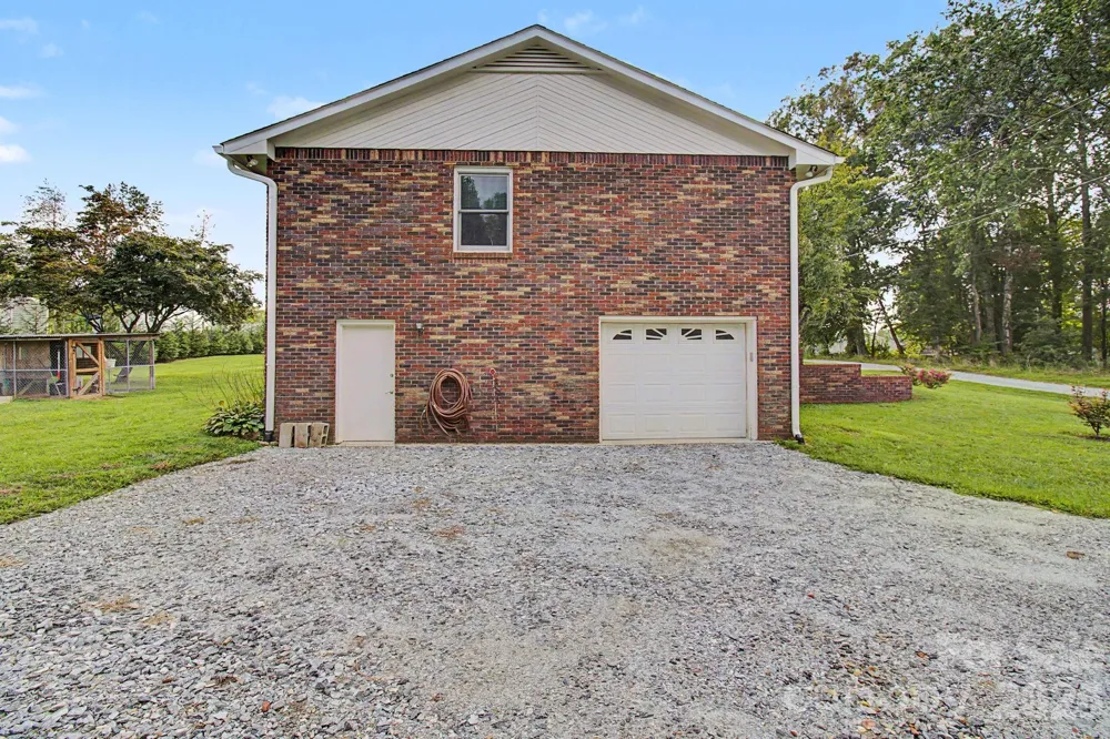 230 Blythewood Drive Hendersonville, NC 28792