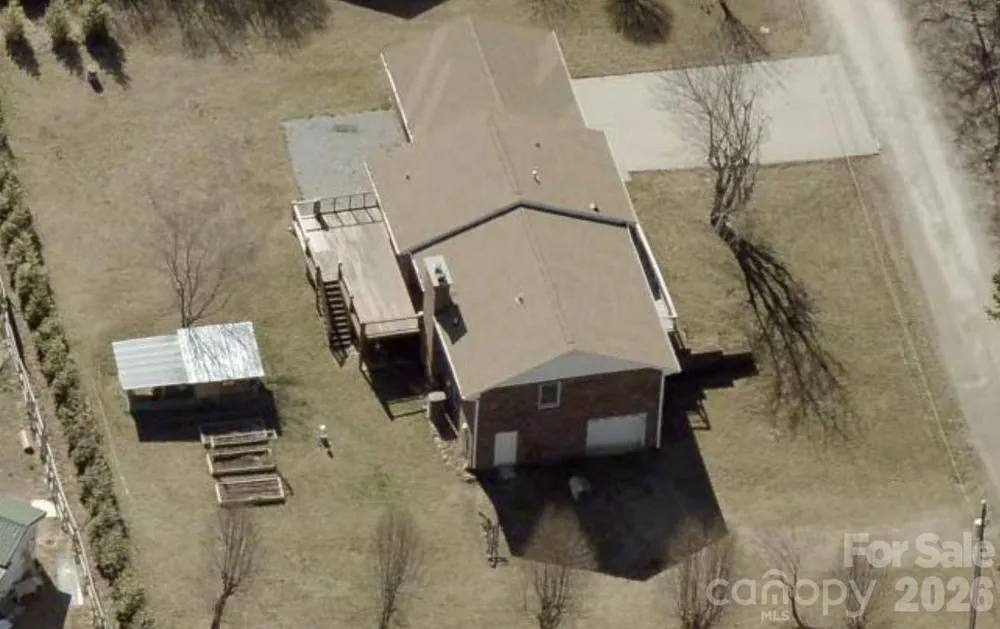 230 Blythewood Drive Hendersonville, NC 28792