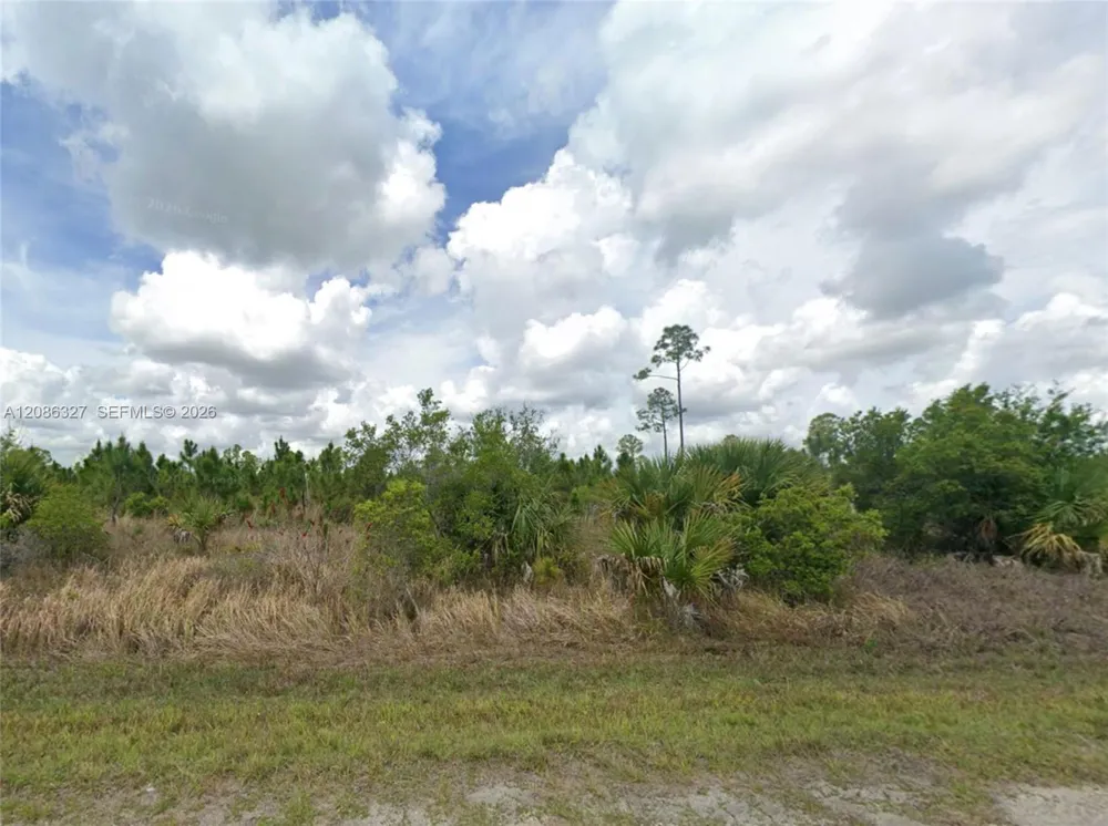22 Ewen Circle North Port, FL 34288