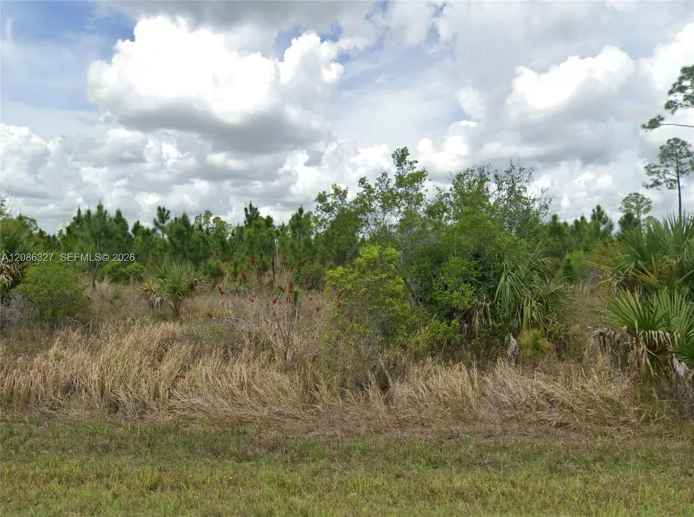22 Ewen Circle North Port, FL 34288