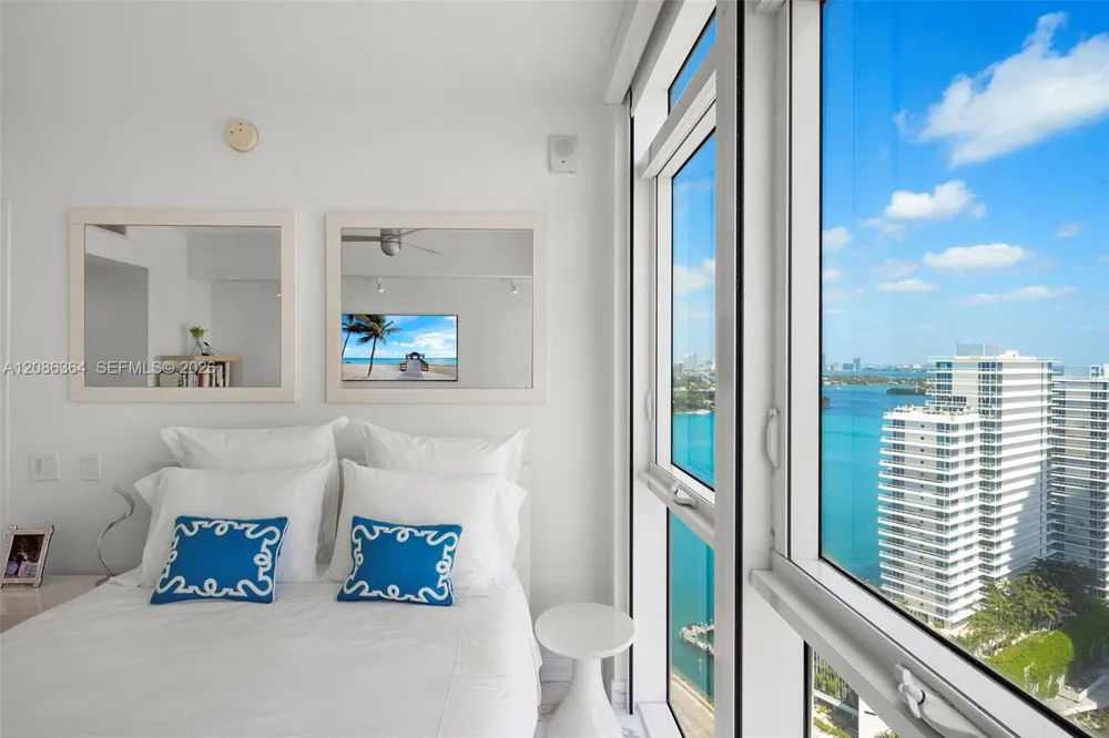 450 Alton Rd #2708 Miami Beach, FL 33139